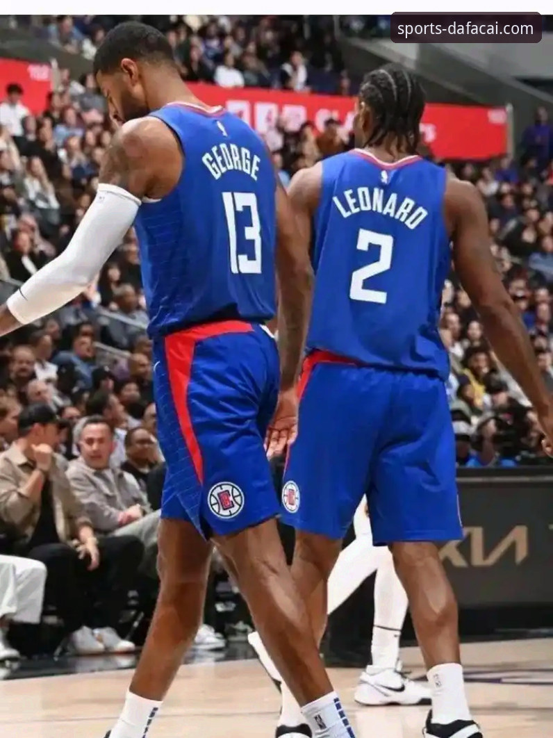 莱昂纳德里程碑之夜遭遇滑铁卢：快船18分领先遭鹈鹕逆转详解